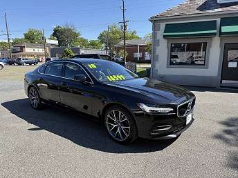 2018 Volvo S90 T5 Momentum 