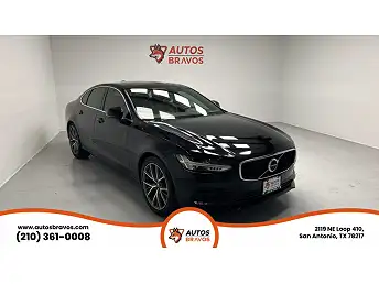 2017 Volvo S90 T5 Momentum