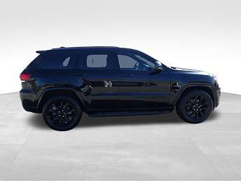 2022 Jeep Grand Cherokee Laredo 
