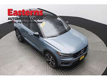 2021 Volvo XC40 T5 R-Design 