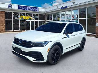 2024 Volkswagen Tiguan SE 