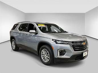 2023 Chevrolet Traverse LT 