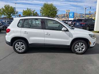 2017 Volkswagen Tiguan S 
