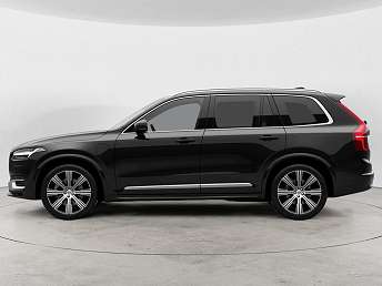 2025 Volvo XC90 T8 Plus 