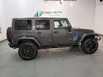 2014 Jeep Wrangler Sahara 