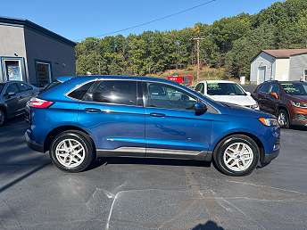 2022 Ford Edge SEL 