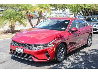 2022 Kia K5 LXS 