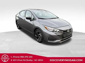 2025 Nissan Versa SR 