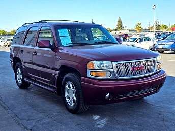 2002 GMC Yukon Denali 