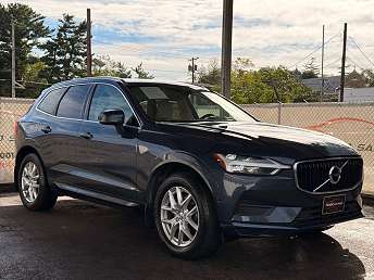 2019 Volvo XC60 T5 Momentum 