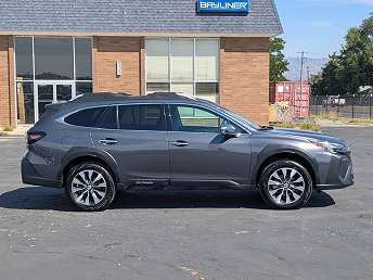 2023 Subaru Outback Touring 