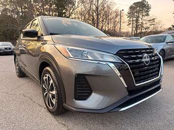 2024 Nissan Kicks S 