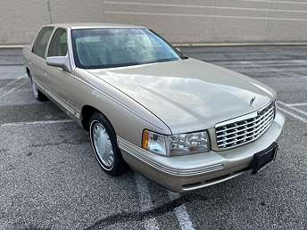 Beige Cadillac DeVille Sedan 1998