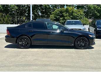 2024 Volvo S60 B5 Plus 