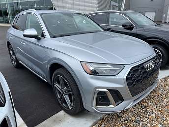 2025 Audi Q5 Premium Plus 