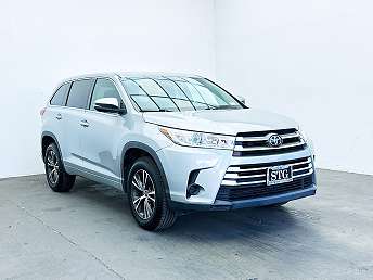 2017 Toyota Highlander LE 