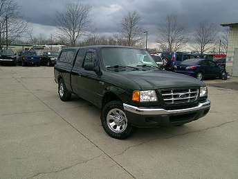 Green Ford Ranger XLT 2001