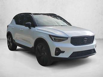 2026 Volvo XC40 B5 Ultra 