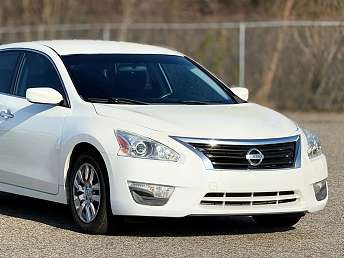 Used 2014 Nissan Altima for Sale Near Me - CARFAX