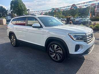 2024 Volkswagen Atlas SE 