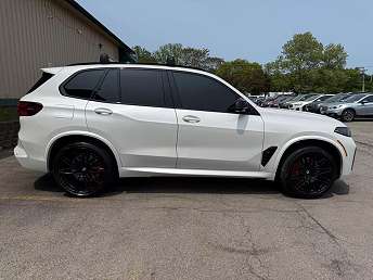 2025 BMW X5 M Competition 