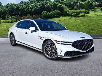 2026 Genesis G90 E-SC 