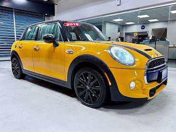 Used Mini Cooper for Sale in Nashua, NH (with Photos) - CARFAX