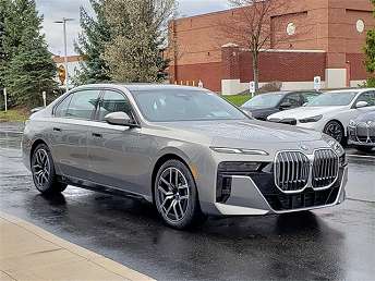 2025 BMW 7 Series 740i xDrive 