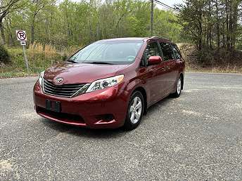 2014 Toyota Sienna LE 