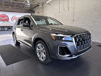 2025 Audi Q7 Premium Plus 