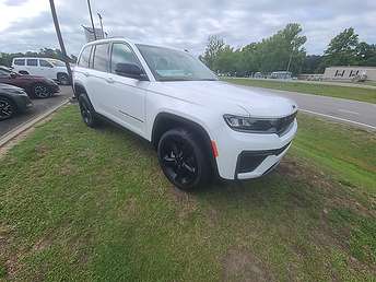 2026 Jeep Grand Cherokee Limited Edition 