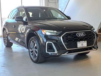 2023 Audi Q5 Premium Plus 