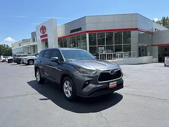 2025 Toyota Highlander LE