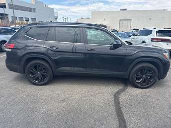 2023 Volkswagen Atlas SE 