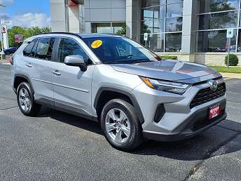 2022 Toyota RAV4 XLE 
