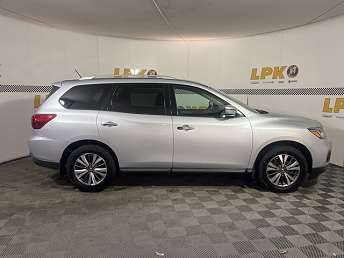 2018 Nissan Pathfinder S 