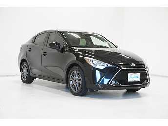 2019 Toyota Yaris LE 