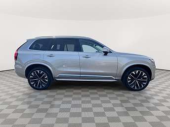 2026 Volvo XC90 B5 Plus 