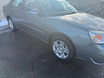 Gray Malibu Sedan 2006