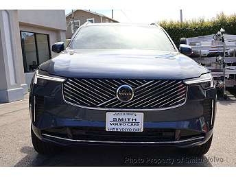 2025 Volvo XC90 B6 Ultra 