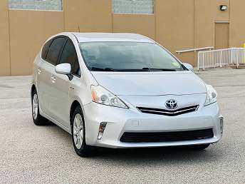 2012 Toyota Prius v Five 