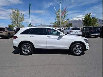 2021 Mercedes-Benz GLC 300 