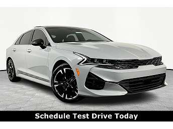 2023 Kia K5 GT-Line 