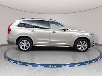 2016 Volvo XC90 T8 Momentum 