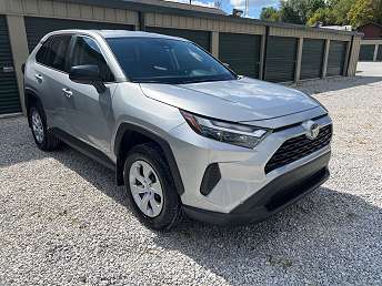2023 Toyota RAV4 LE 