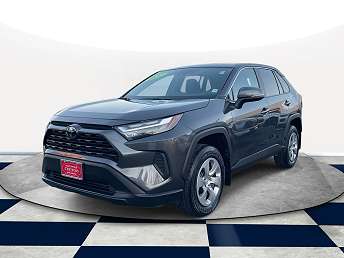 2023 Toyota RAV4 LE 