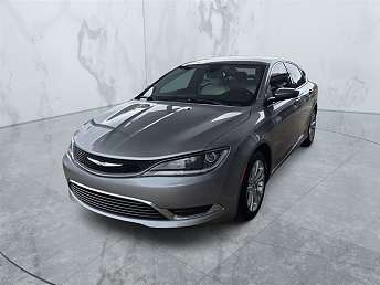 Gray Chrysler 200 Sedan 2017