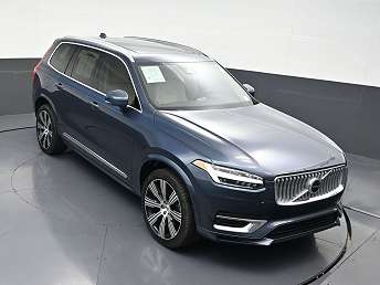 2025 Volvo XC90 T8 Core 