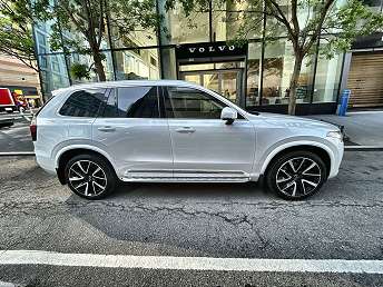 2021 Volvo XC90 T8 Inscription 