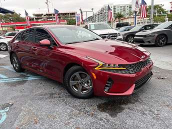 2024 Kia K5 LXS 
